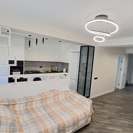 Аэропорт-Номера 24/24 . Apartment Chisinau Exterior foto