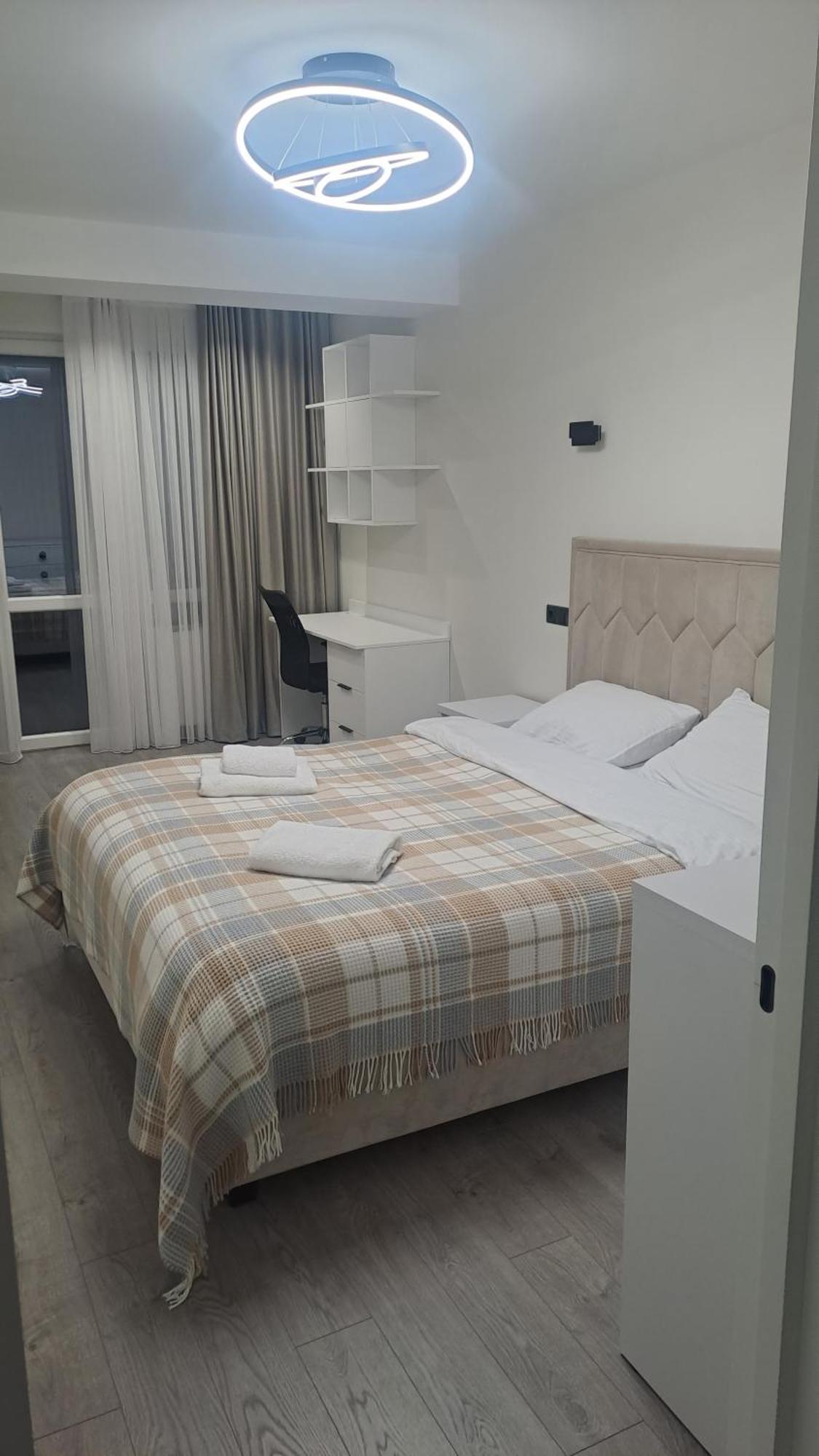 Аэропорт-Номера 24/24 . Apartment Chisinau Exterior foto