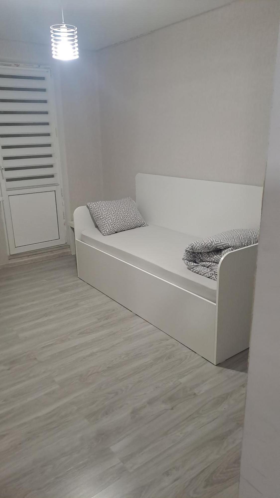 Аэропорт-Номера 24/24 . Apartment Chisinau Cameră foto