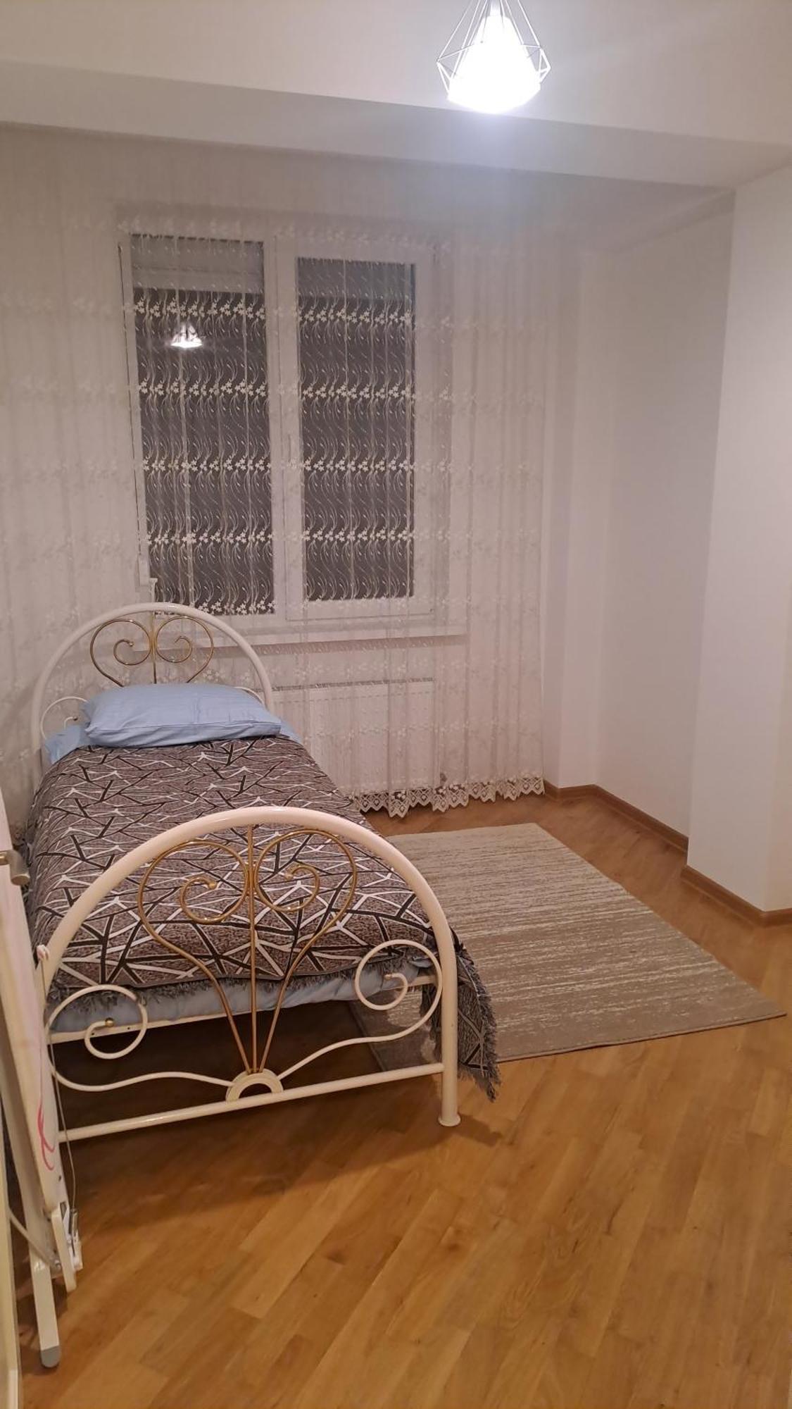 Аэропорт-Номера 24/24 . Apartment Chisinau Cameră foto